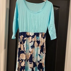 Beautiful maxi dress light blue with flowers